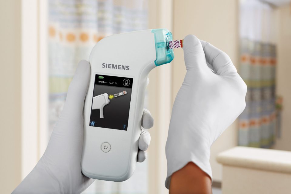 Ein Xprecia Stride Coagulation Analyzer von Siemens Healthcare
