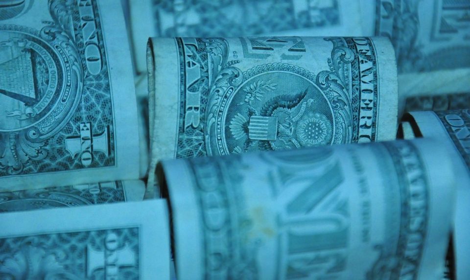 Eine größere Anzahl von US-Dollarnoten