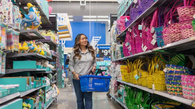 Kundin in Walmart-Filiale