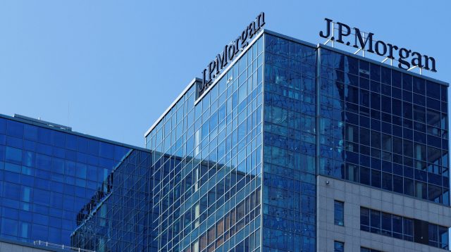 JP Morgan – Gewinne brechen dank reger Märkte weniger stark ein als befürchtet
