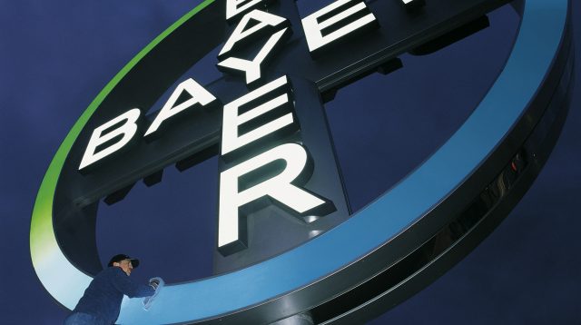 Das Bayer-Kreuz am Flughafen Köln-Bonn
