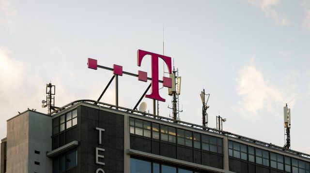 Deutsche Telekom – Ikarus oder Phoenix?