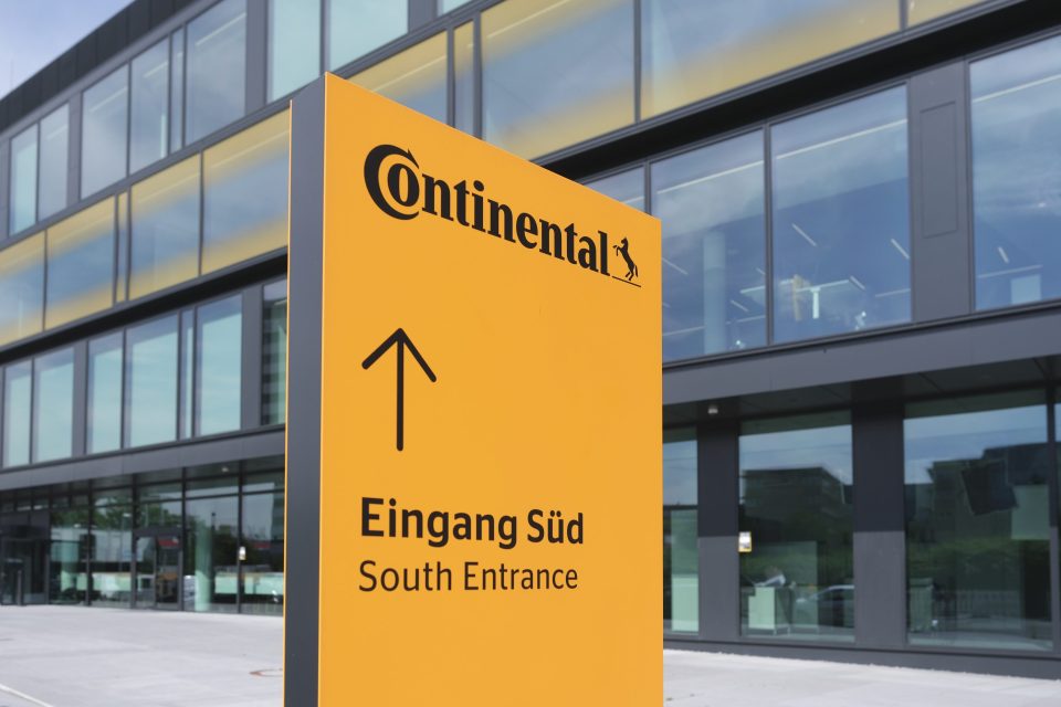 Eingang der Continental Unternehmenszentrale