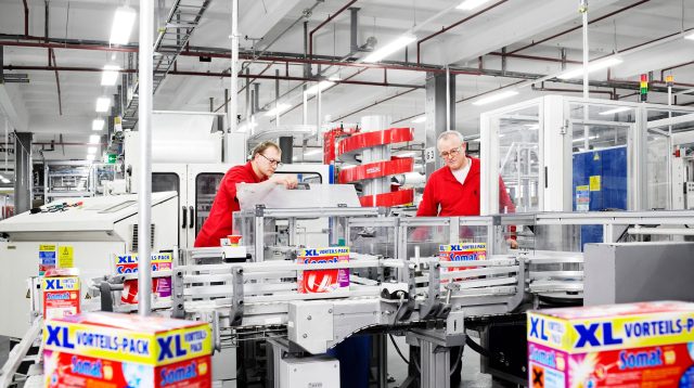Eine Somat-Produktion von Henkel am Standort in Düsseldorf, Deutschland
