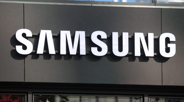 Das Samsung-Schild an einem Gebäude in Frankfurt am Main, Deutschland