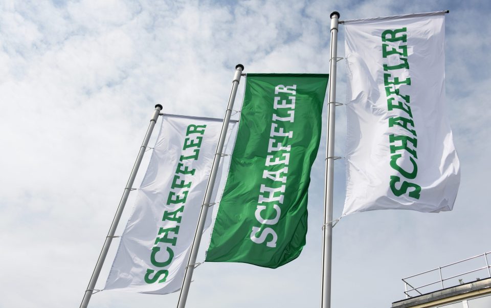 Schaeffler-Flaggen in Ingolstadt