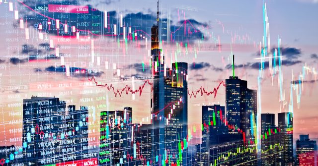 Aktienkurse; im Hintergrund ist Frankfurt zu sehen