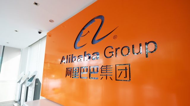 Alibaba: Sektorschwäche und „Hardware-Bias“ belasten