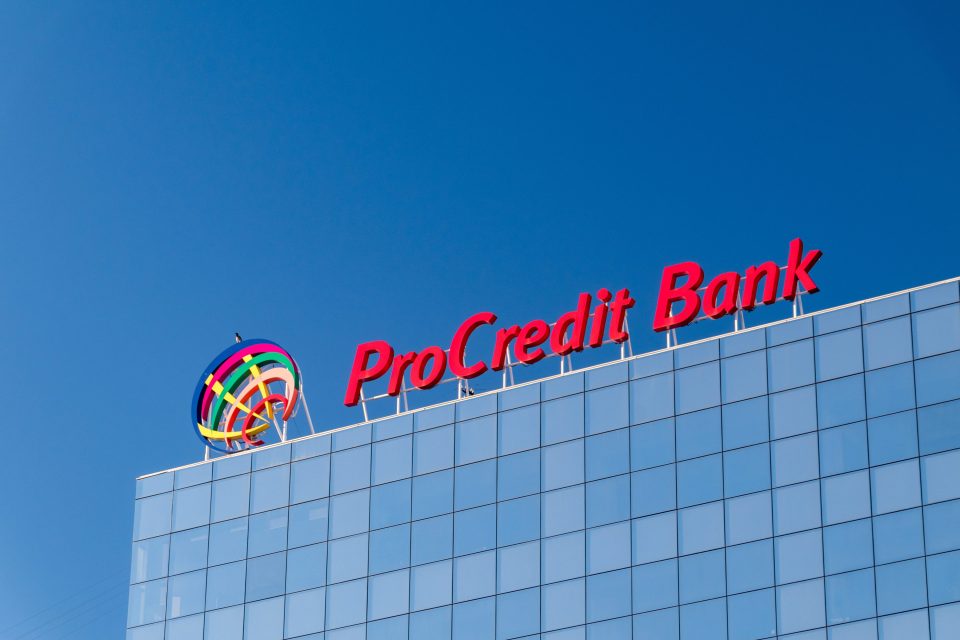 Das Logo der ProCredit Bank