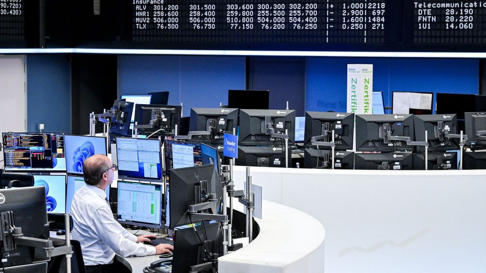 Schranken mit Screens in der Deutschen Börse