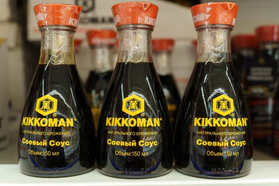 Kikkoman stellt unter anderem Sojasoßen her