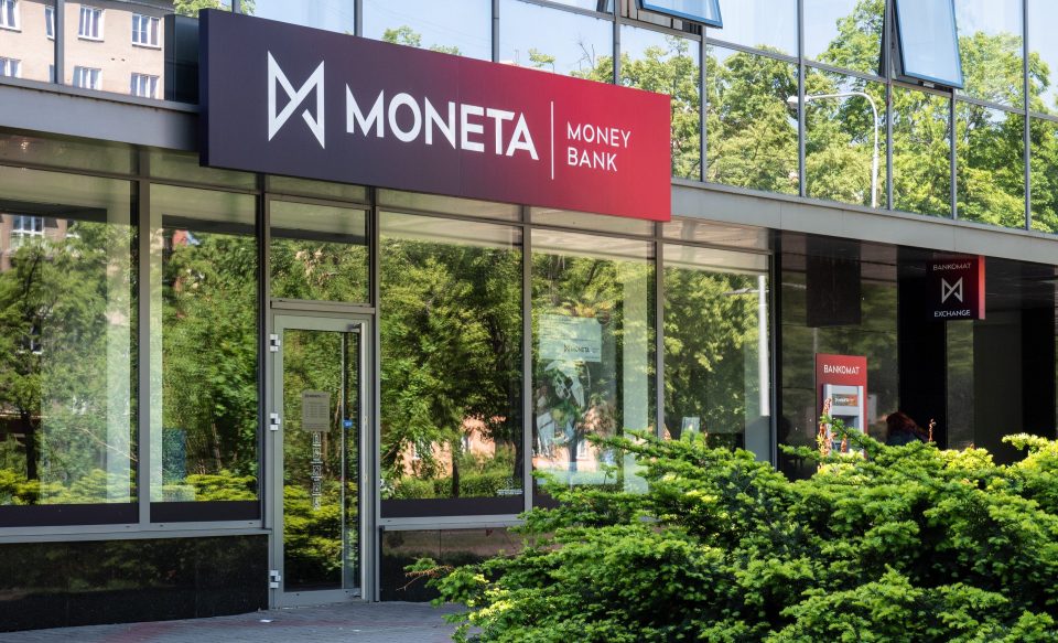 Moneta Money Bank