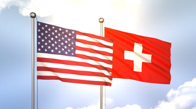 Flaggen der USA und Schweiz