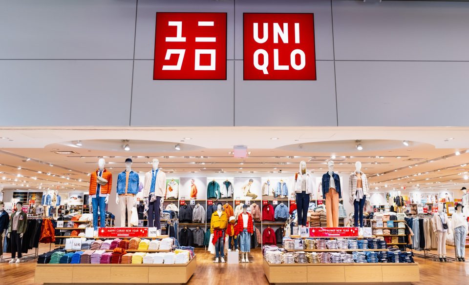 Fast Retailing ist vor allem für ihre Marke Uniqlo bekannt