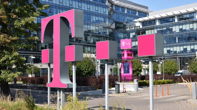 T-Mobile, Mobilfunkanbieter