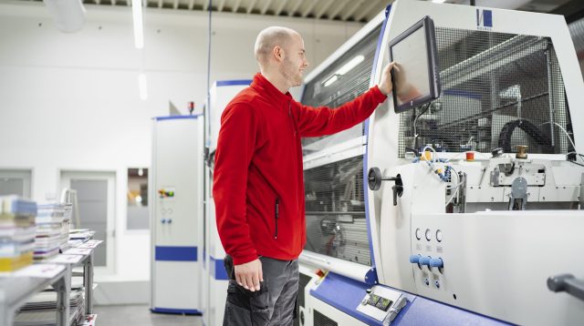 CEWE Buchfertigungsstraße