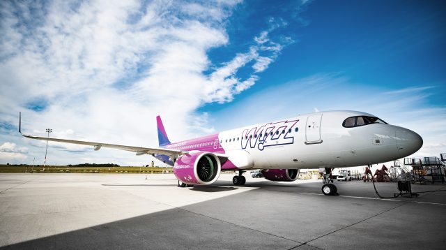 Wizz Air Schriftzug auf einem Flugzeug