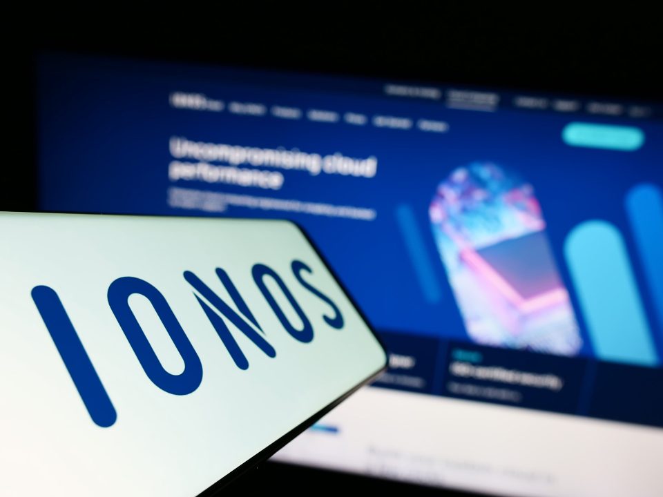 Ionos Logo und Website