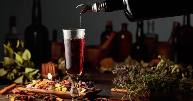 Zwack Unicum, ungarischer Kräuterlikör