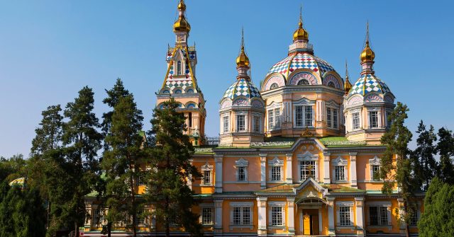 Christi-Himmelfahrt-Kathedrale in Astana, Kasachstan