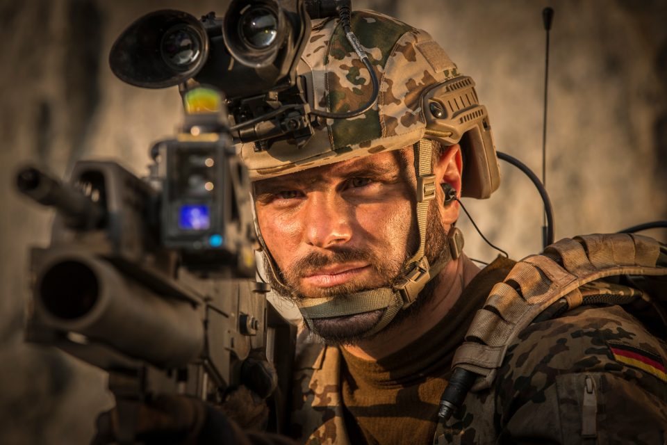 Infanterist der Zukunft. Rheinmetall und Ceotronics rüsten die Bundeswehr aus