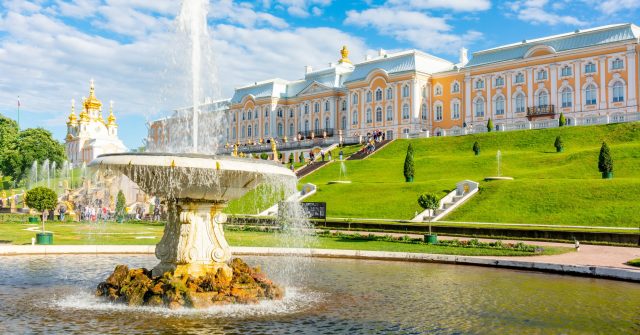 Schloss Peterhof in Sankt Petersburg, Russland