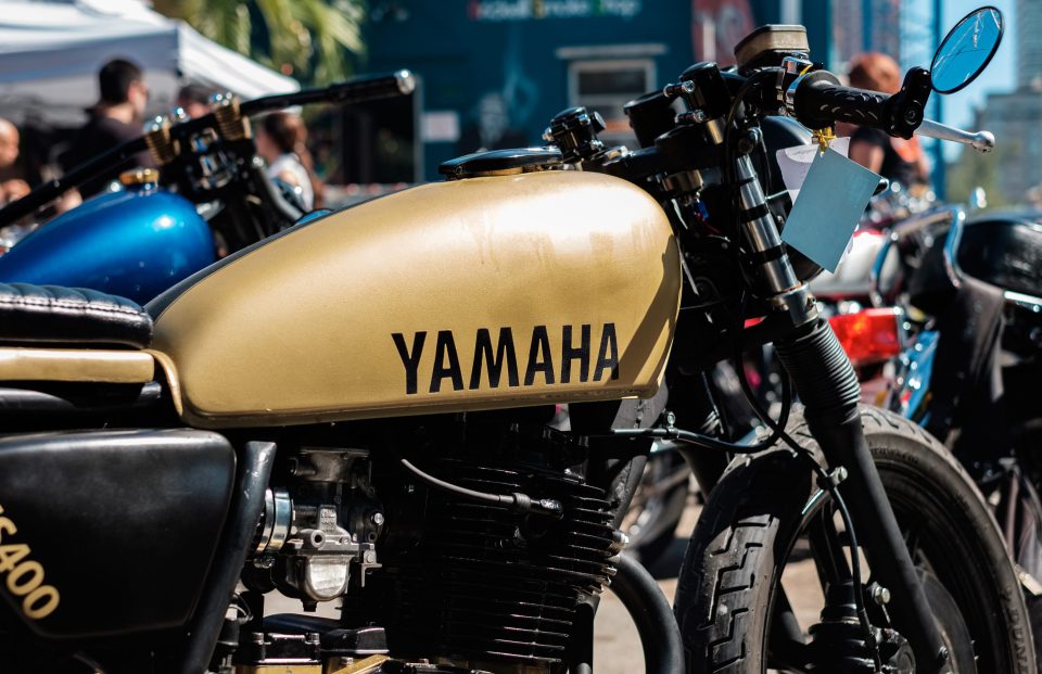Ein Motorrad von Yamaha Motor