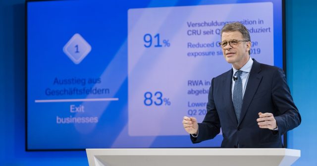 Christian Sewing, CEO Deutsche Bank, bei einer Rede