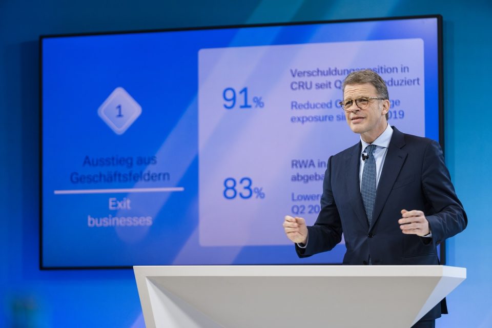 Christian Sewing, CEO Deutsche Bank, bei einer Rede