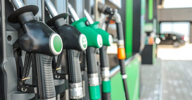 Zapfsäulen an einer Tankstelle