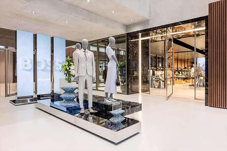 Foyer und VIP-Store in Metzingen