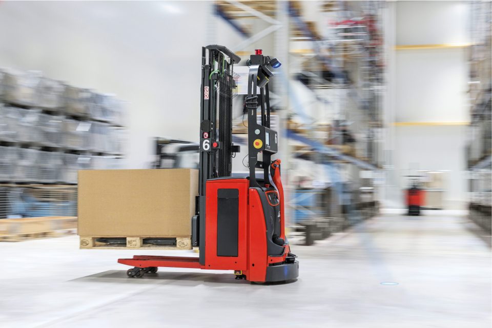 Fahrerloses Transportsystem von Linde Material Handling aus dem Hause Kion