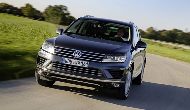 Die Autokönige reisen geschlossen nach China, um ihre wichtigste Kundenbasis zu umgarnen. Die Autokönige reisen geschlossen nach China, um ihre wichtigste Kundenbasis zu umgarnen.