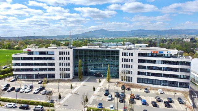 Die Raiffeisenbank im Hochtaunus in Bad Homburg