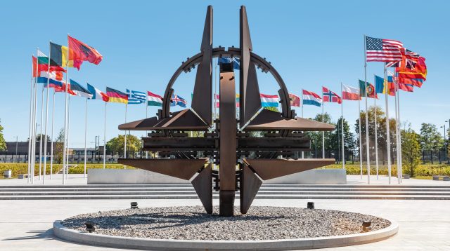 NATO-Denkmal in Brüssel