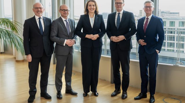 Thomas Groß, Ulrich Reuter, Marija Kolak, Christian Sewing, Gero Bergmann