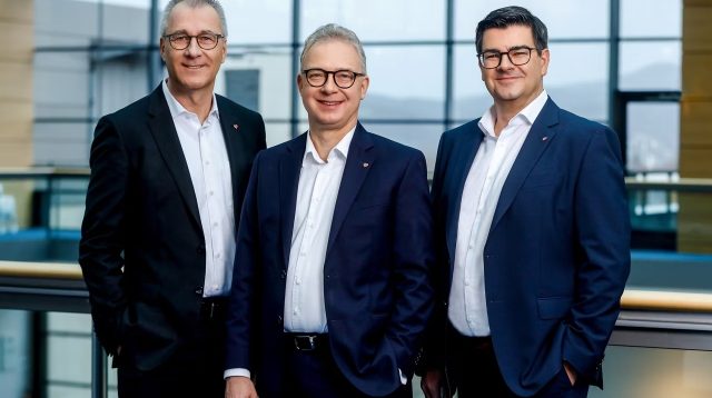 Der Vorstand der Volksbank Köln Bonn (v.l.): Volker Klein, Jürgen Pütz (Vorstandsvorsitzender), Jürgen Neutgens.