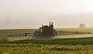 Pflanzenschutzeinsatz auf dem Feld