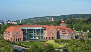 Oetker nach Aufspaltung – Wer glänzt mehr? Oetker nach Aufspaltung – Wer glänzt mehr?