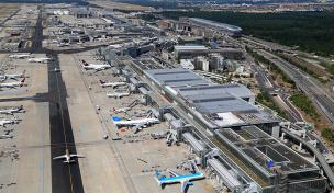 Personalengpässe an deutschen Airports stören den Osterverkehr Personalengpässe an deutschen Airports stören den Osterverkehr