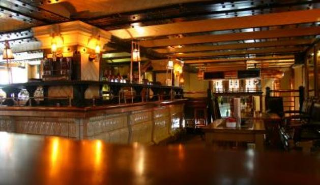 Die Pubs in England haben ihre Pforten wieder geöffnet. Die Pubs in England haben ihre Pforten wieder geöffnet.