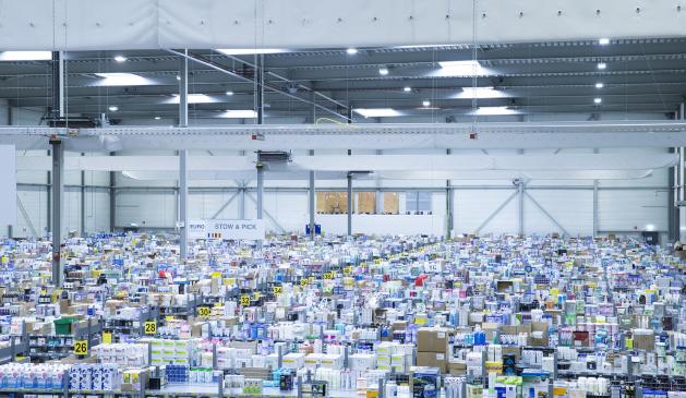 Riesige Lager versorgen Europa mit Medikamenten