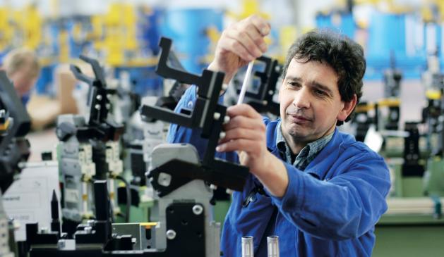 Der Maschinenbau gilt als das Rückgrat der deutschen Wirtschaft Der Maschinenbau gilt als das Rückgrat der deutschen Wirtschaft