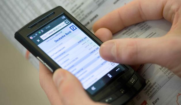 Online-Banking ist die Vorstufe zur digitalen Finanzwelt. Jetzt müssen die großen Ideen her! Online-Banking ist die Vorstufe zur digitalen Finanzwelt. Jetzt müssen die großen Ideen her!